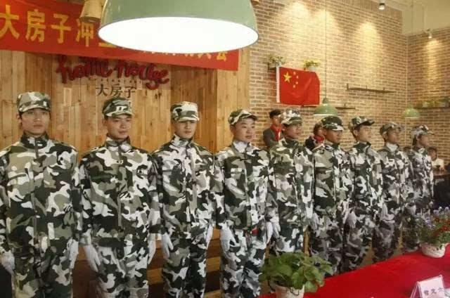 巧虎踢足球
